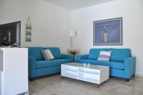 Отель Chalet Las Rosas  Дения